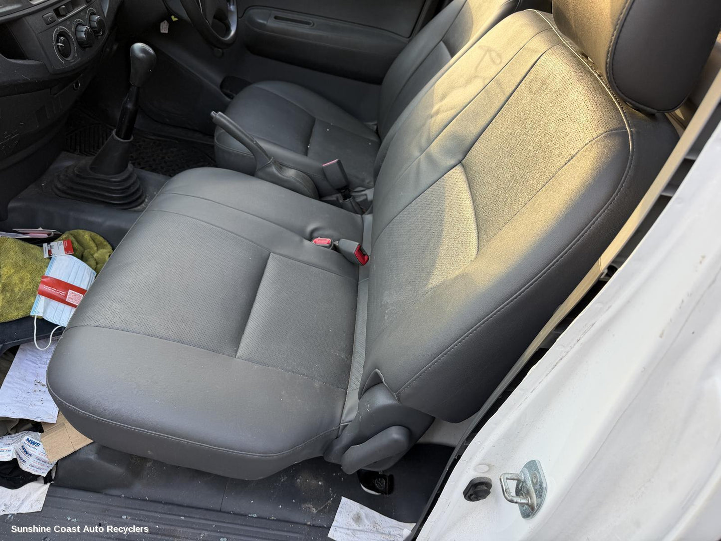 2011-2015 Toyota Hilux Front Seat