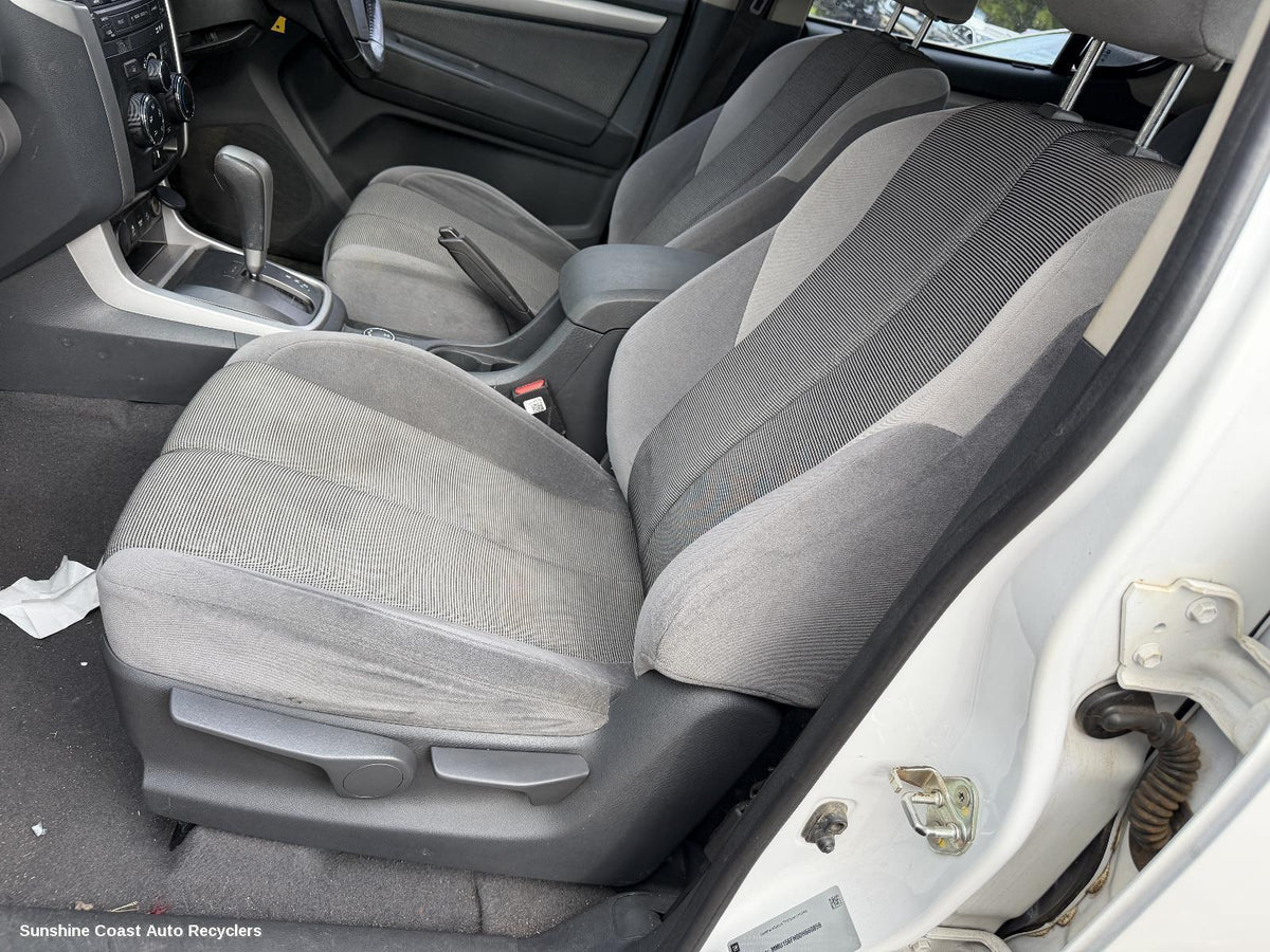 2012-2016 Holden Colorado Front Seat