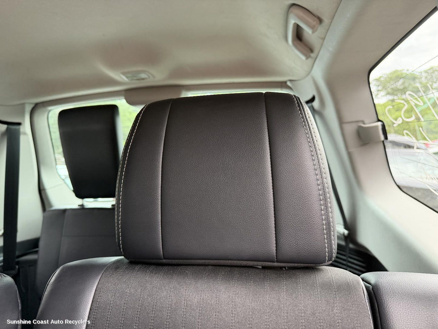 2006-2014 Mitsubishi Pajero Headrest