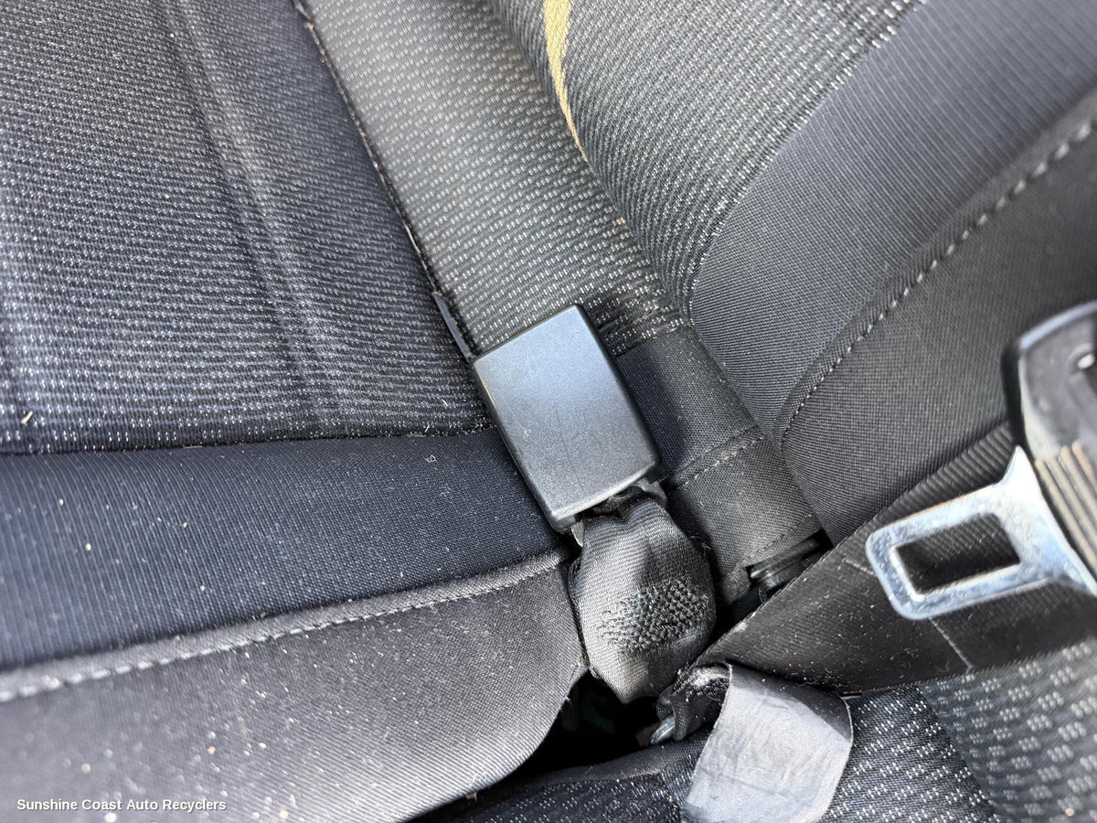 2010-2022 Volkswagen Amarok Seatbelt Stalk