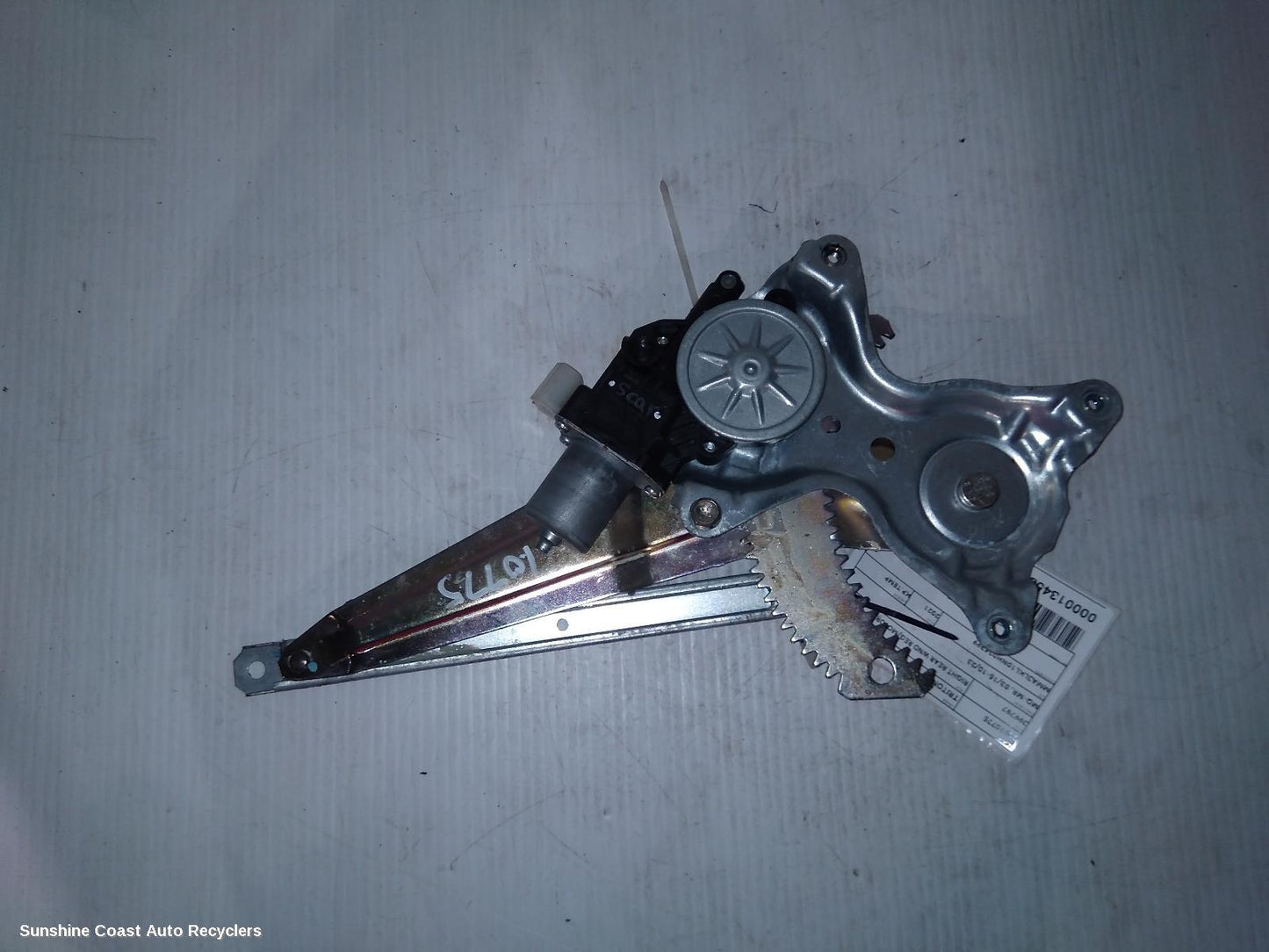 2015-2023 Mitsubishi Triton Right Rear Wnd Reg Motor