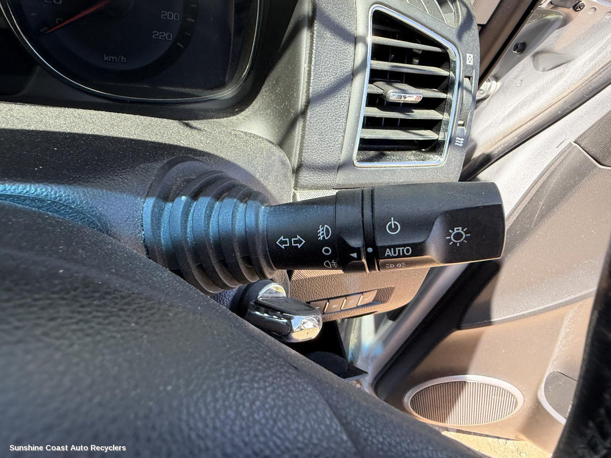 2011-2018 Holden Captiva Combination Switch