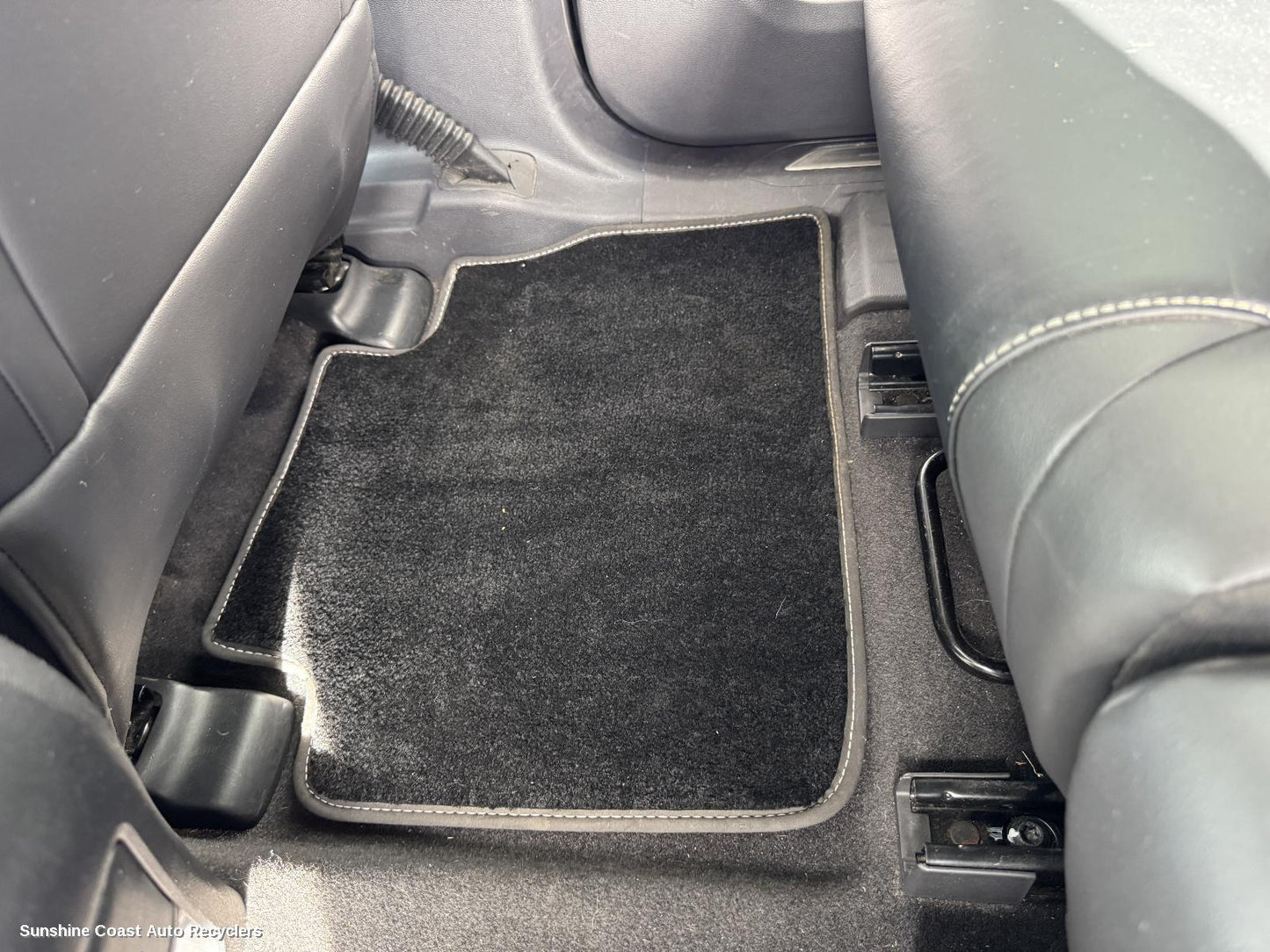 2022 Ldv D90 Floor Mats