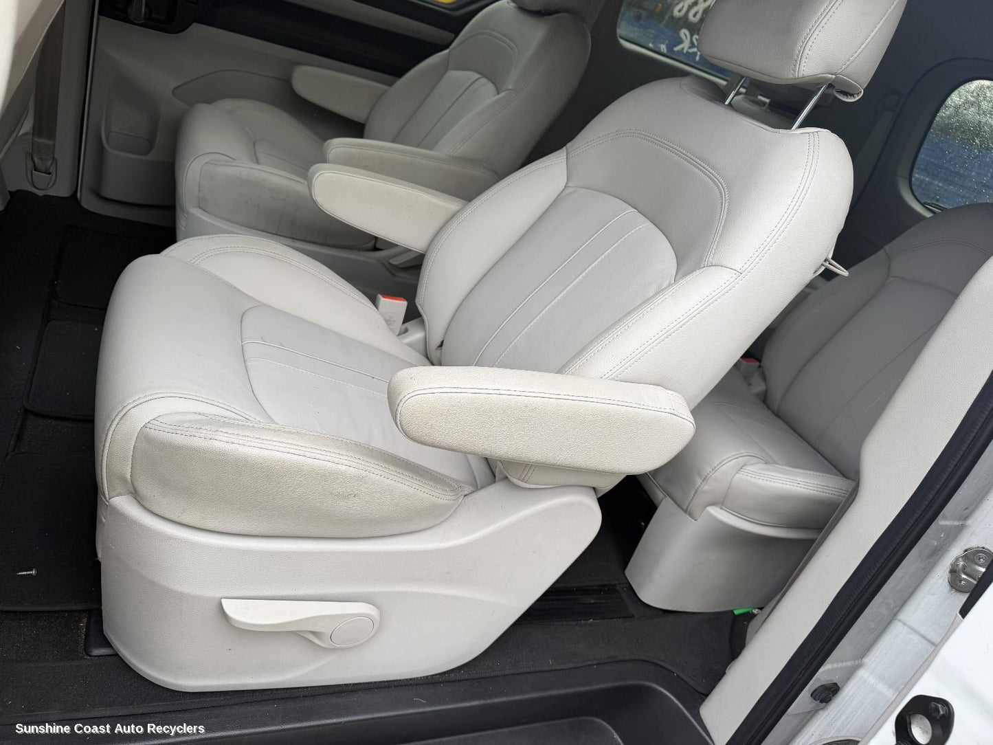 2015-2022 Ldv G10 2nd Seat  Rear Seat