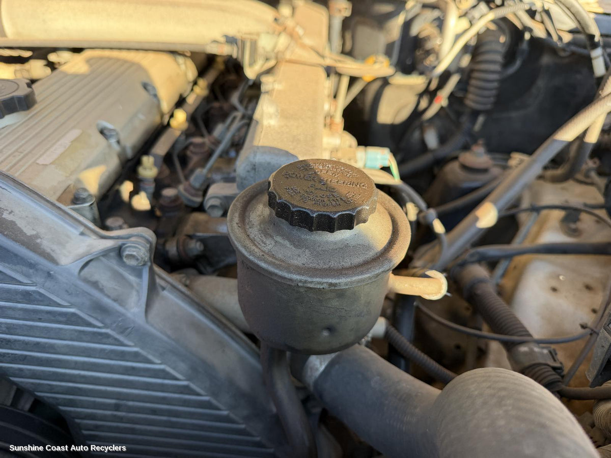 1998-2007 Toyota Landcruiser P S Reservoir
