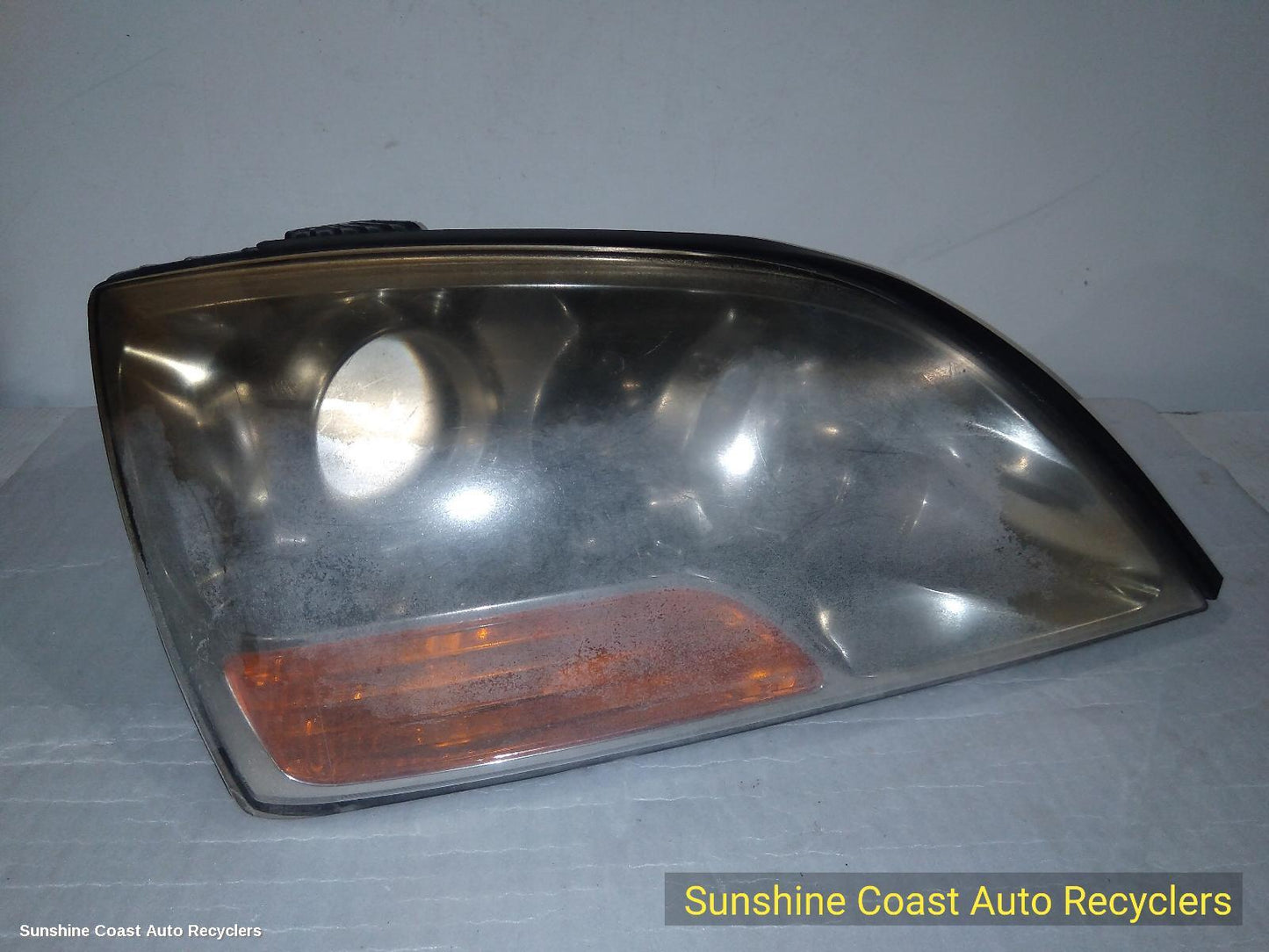 2007 Kia Sorento Right Headlamp