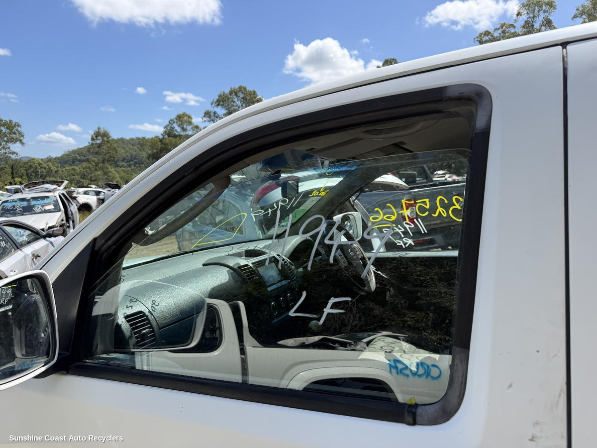 2005-2015 Nissan Navara Left Front Door Window