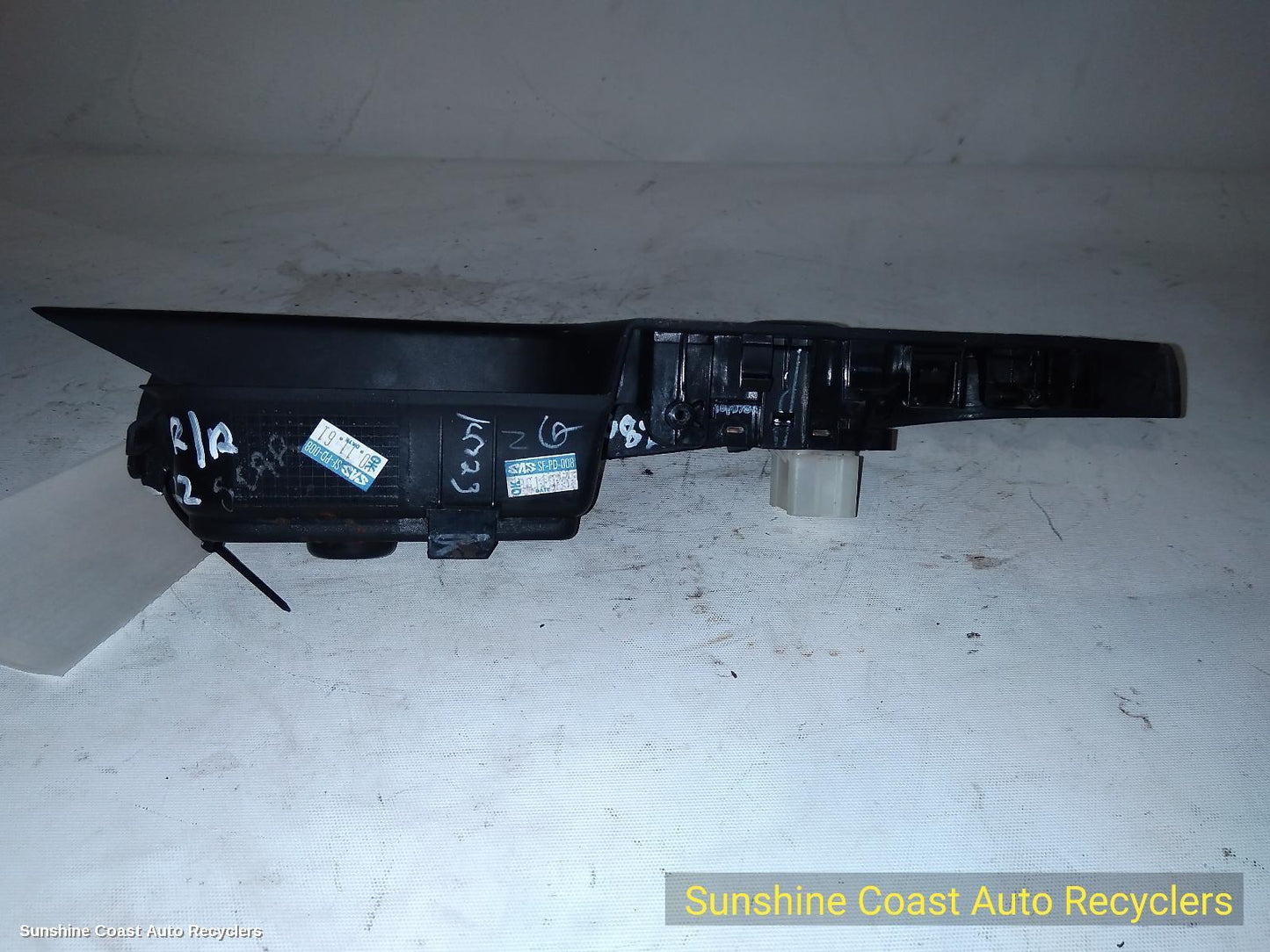 2018 Nissan Navara Pwr Dr Wind Switch