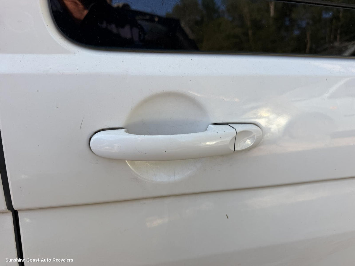 2004-2015 Volkswagen Transporter Door Handle