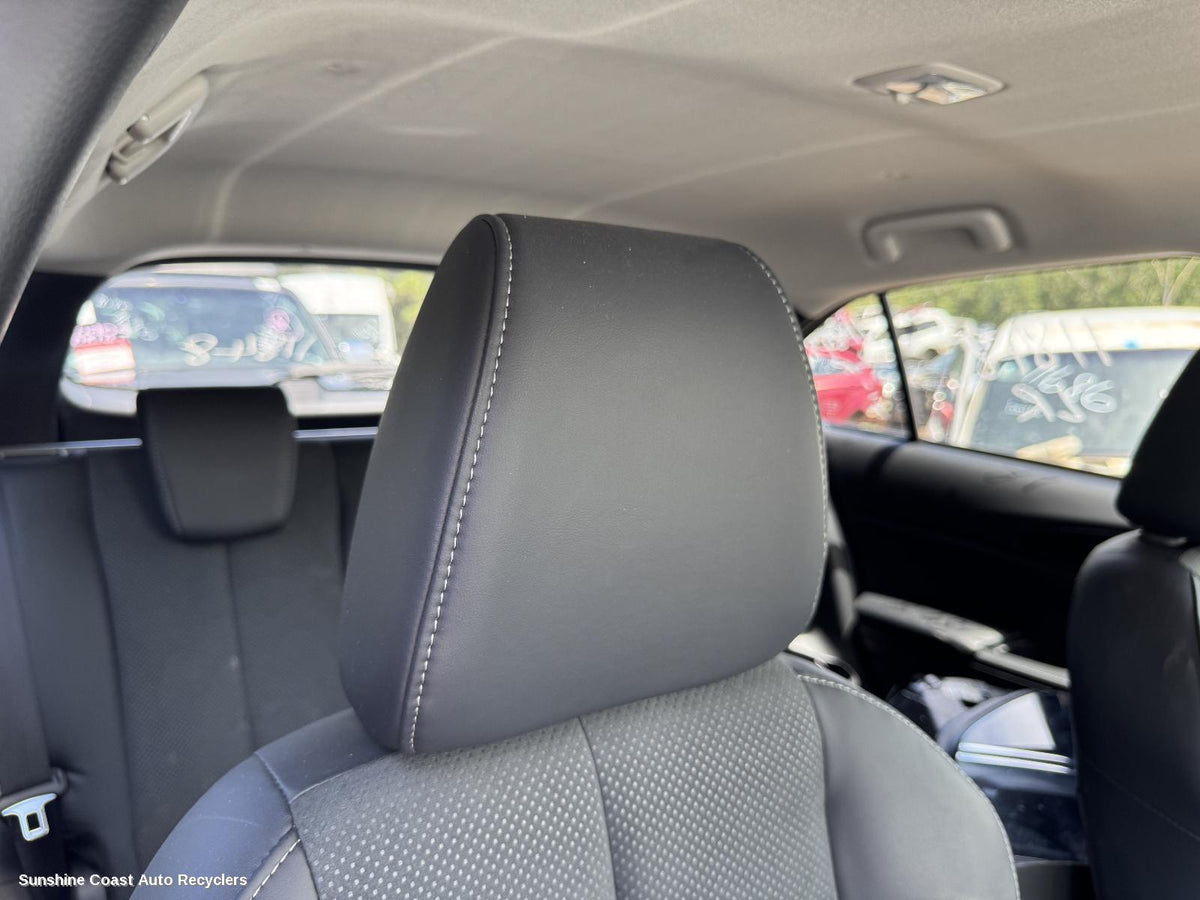 2020-2026 Mitsubishi Eclipse Cross Headrest