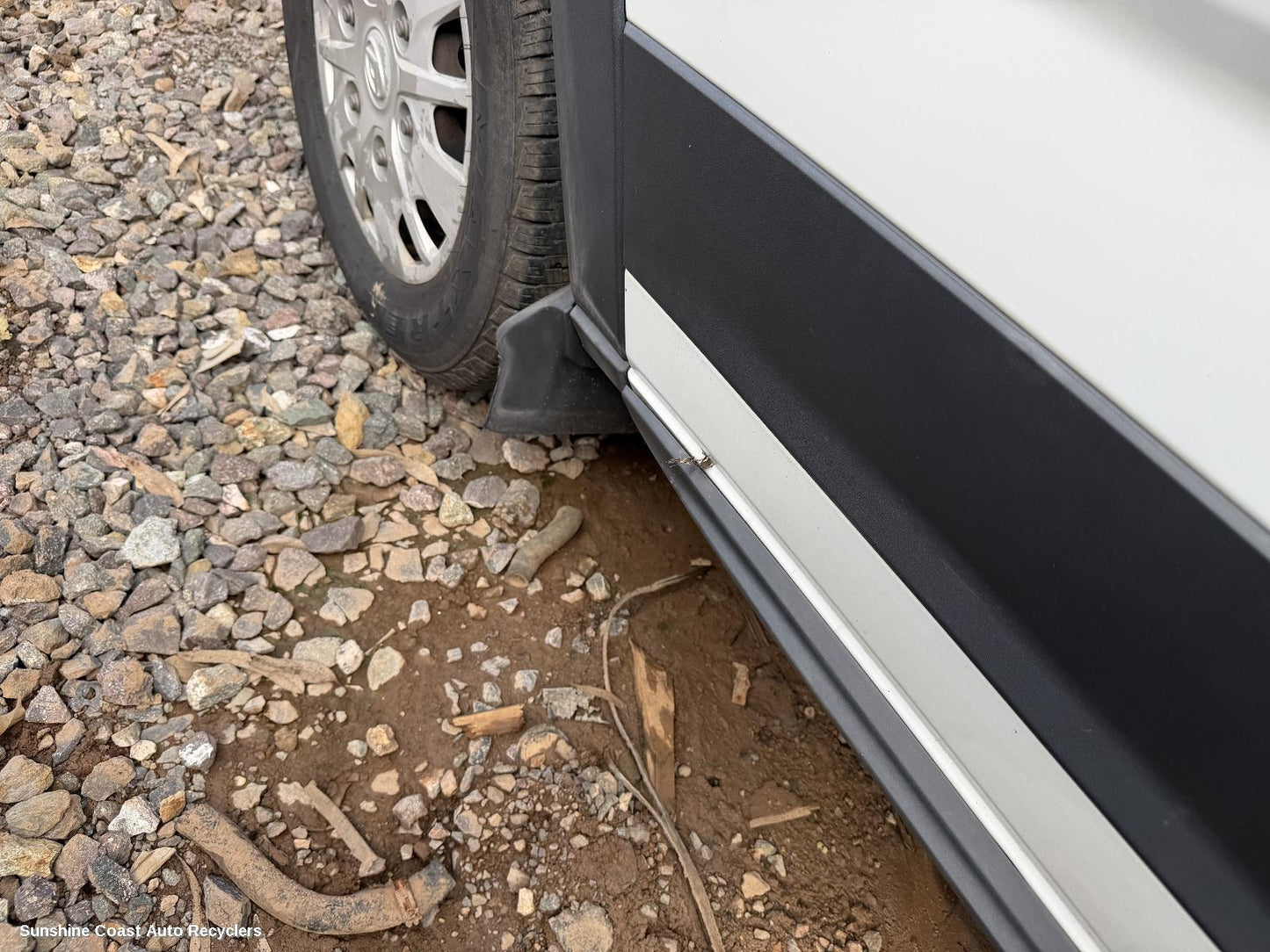 2020-2026 Ldv Deliver 9 Mud Flaps