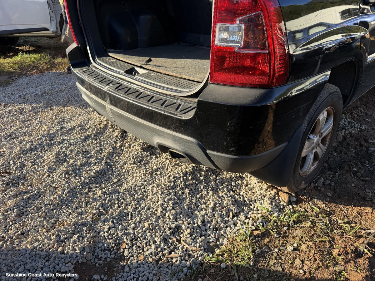 2005-2010 Kia Sportage Rear Bumper
