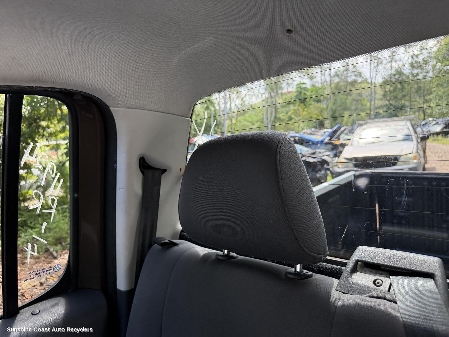2010-2022 Volkswagen Amarok Headrest