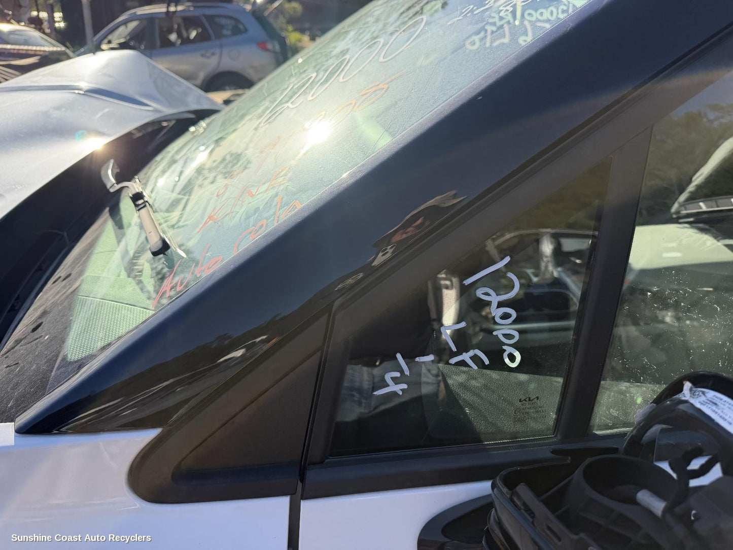 2020-2026 Kia Carnival/grand Carnival Left Front 1 4 Door Glass