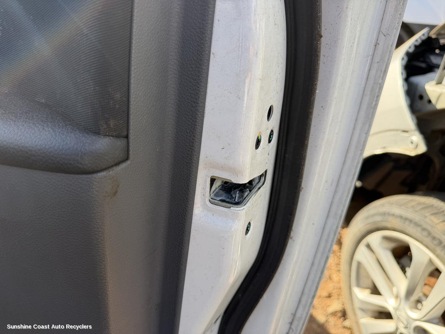 2011-2020 Mazda Bt50 Door Boot Gate Lock