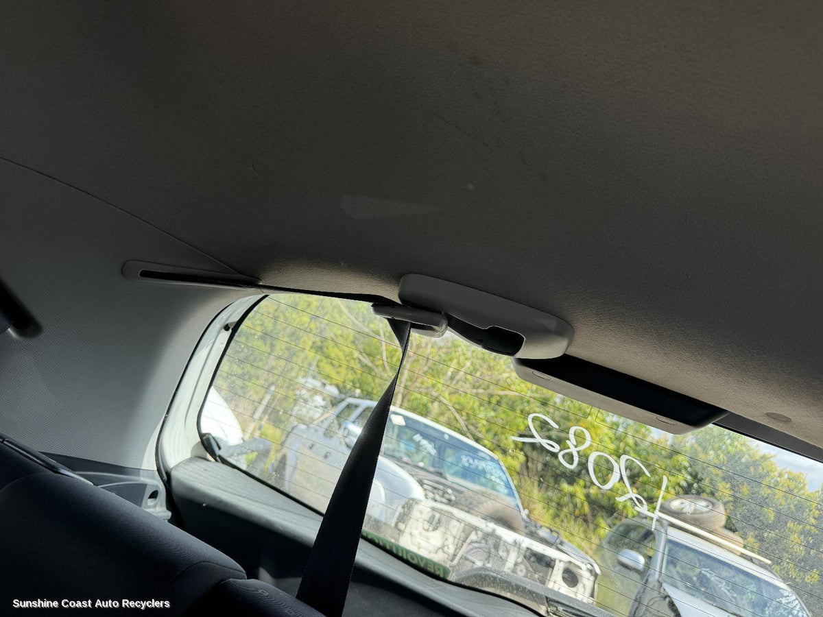 2005-2011 Toyota Yaris Seatbelt Stalk