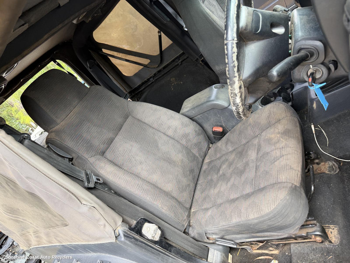 1996-2007 Jeep Wrangler Front Seat