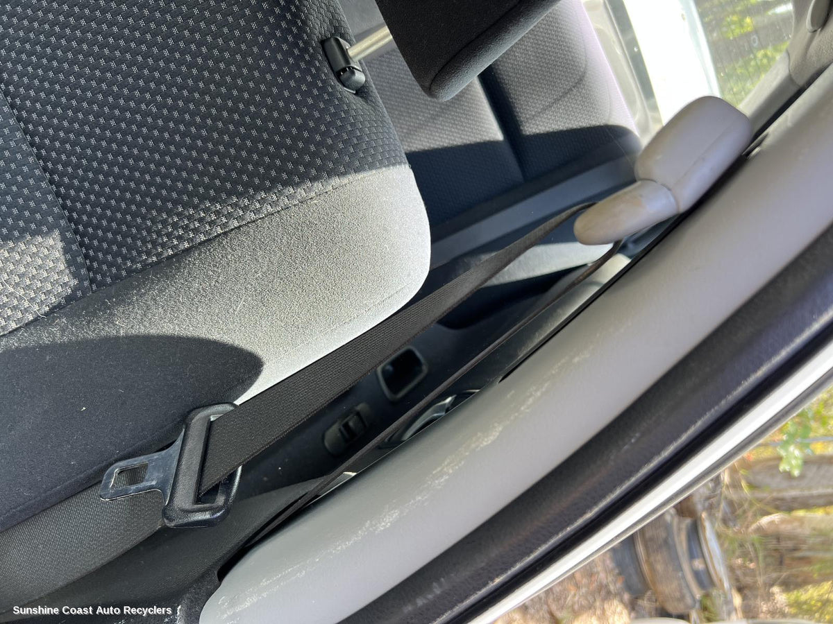 2003-2007 Mitsubishi Lancer Seatbelt Stalk