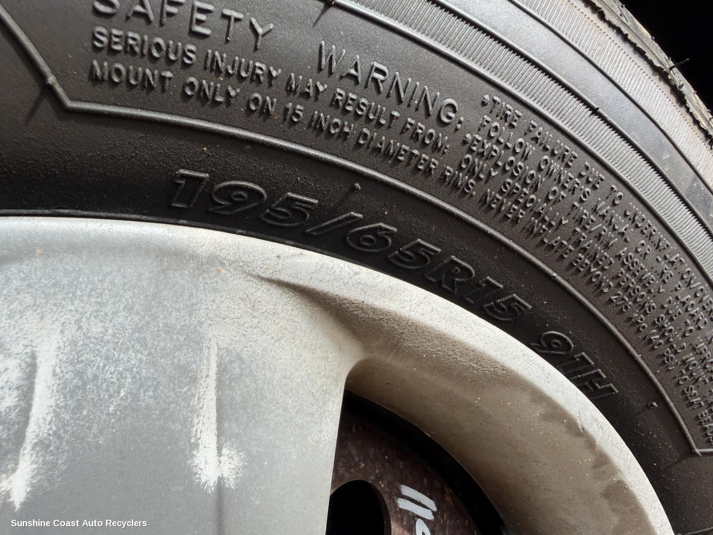 2001-2007 Toyota Corolla Tyre