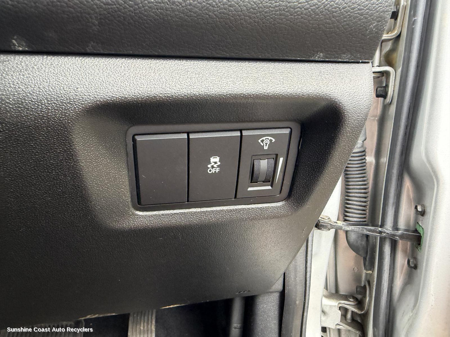 2010-2015 Hyundai I20 Misc Switch Relay