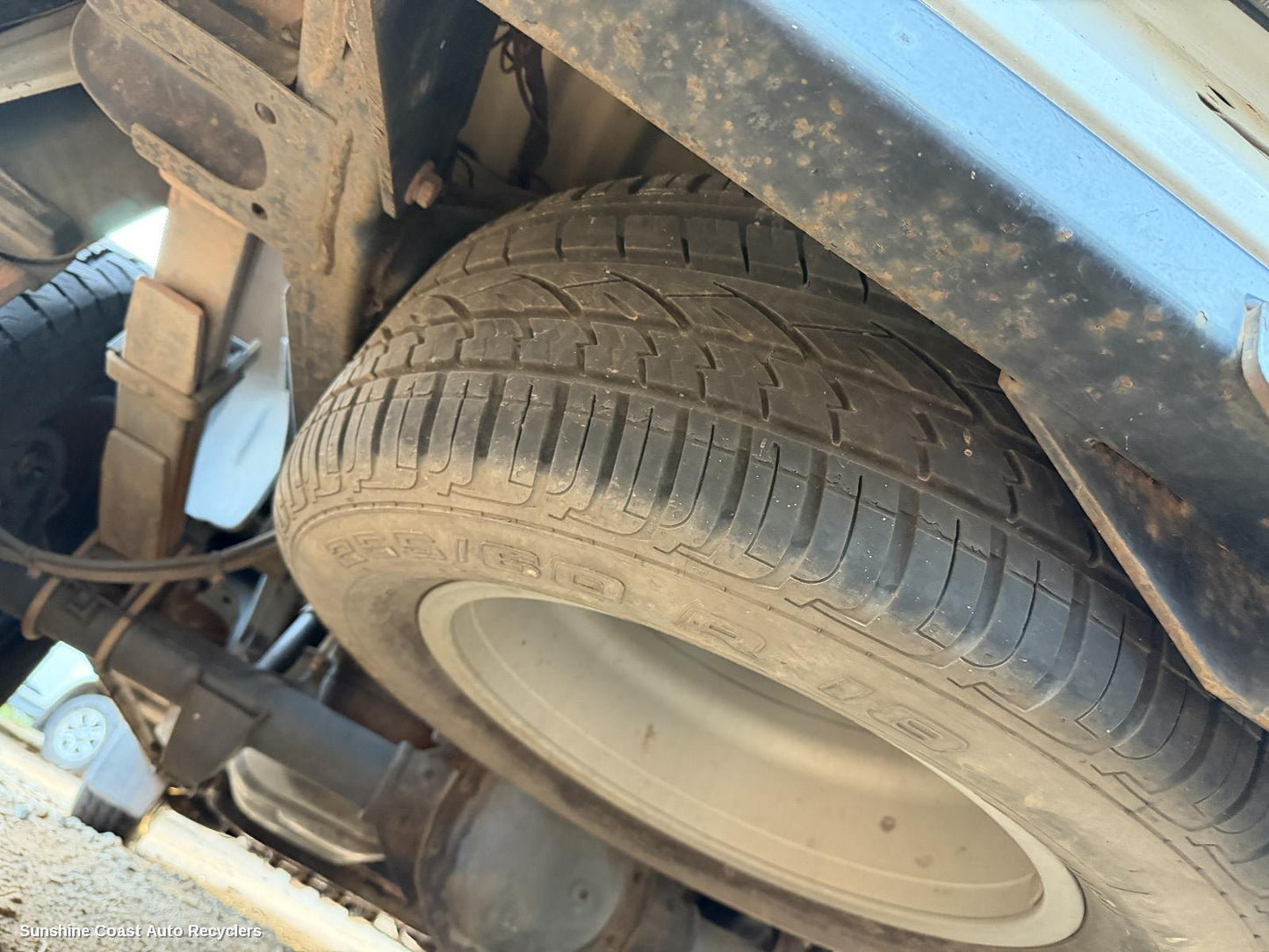 2013 Volkswagen Amarok Wheel Mag