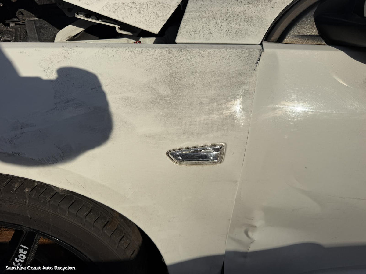 2017-2020 Holden Commodore Left Indicator Fog Side
