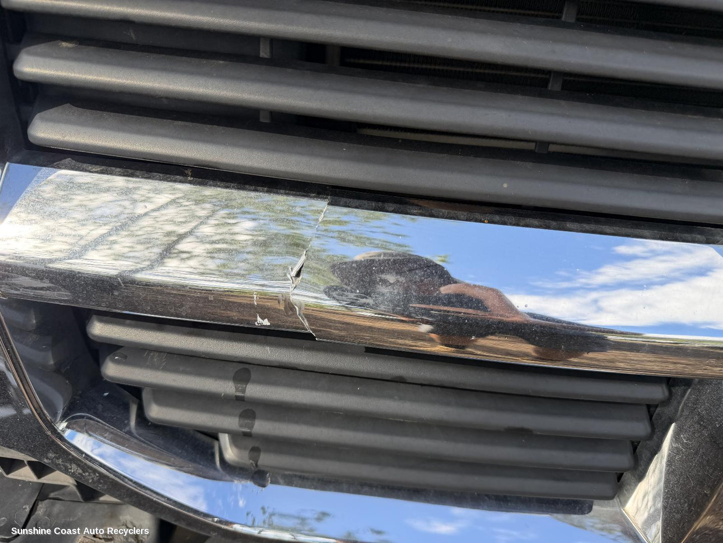 2007-2011 Dodge Nitro Grille