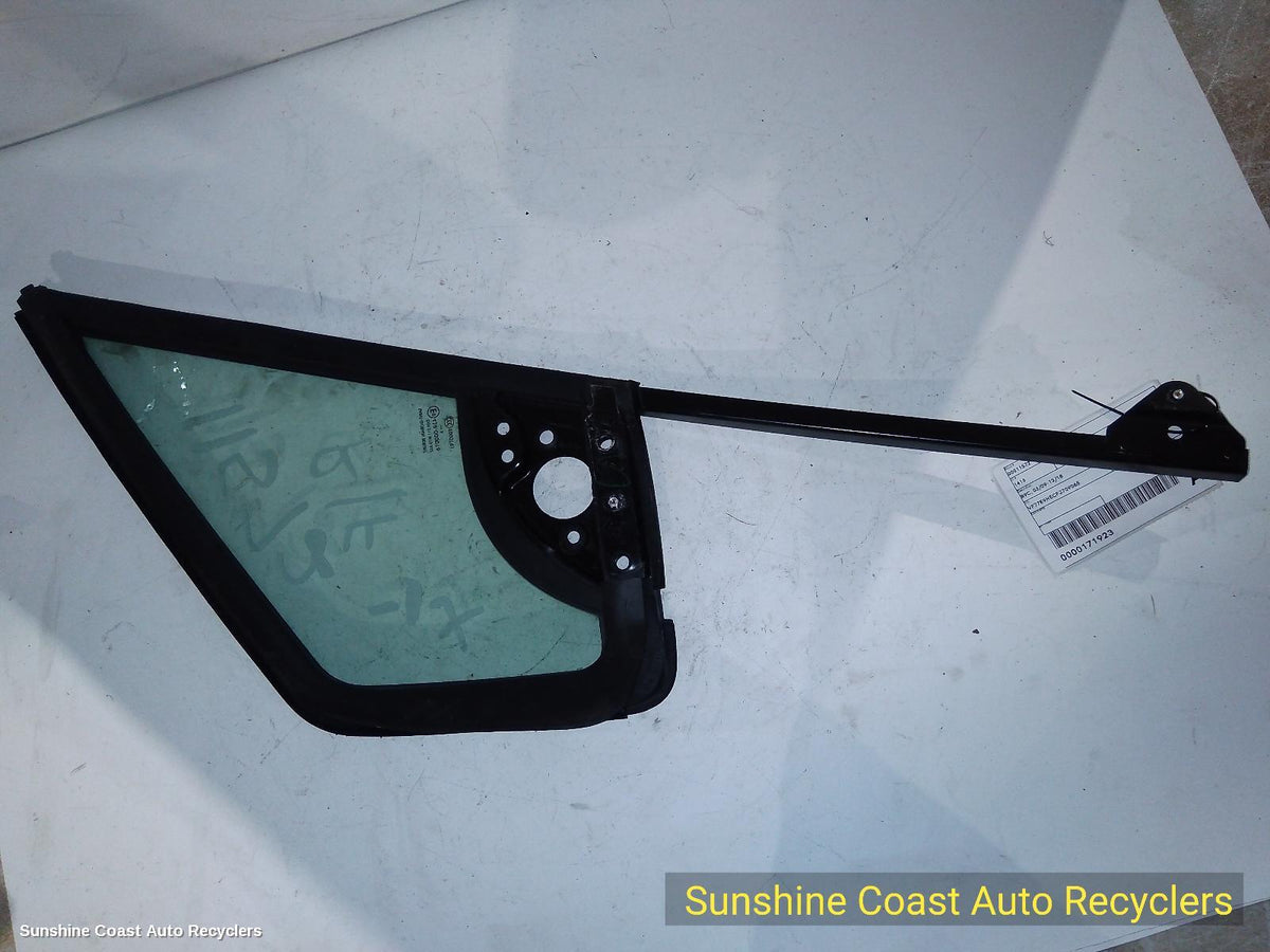 2009-2018 Citroen Berlingo Right Front 1 4 Door Glass