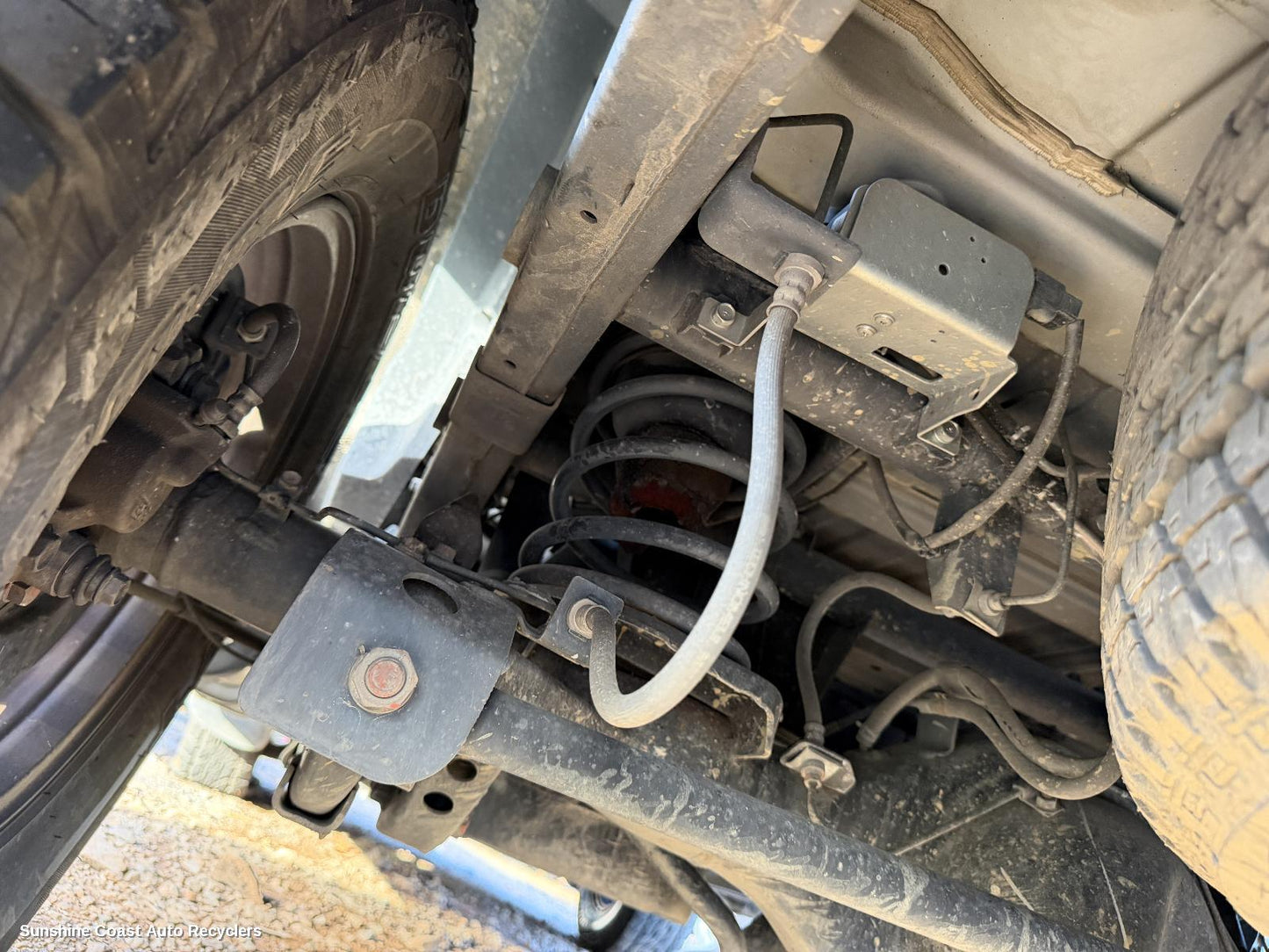 2009-2015 Mitsubishi Challenger Shock Absorber