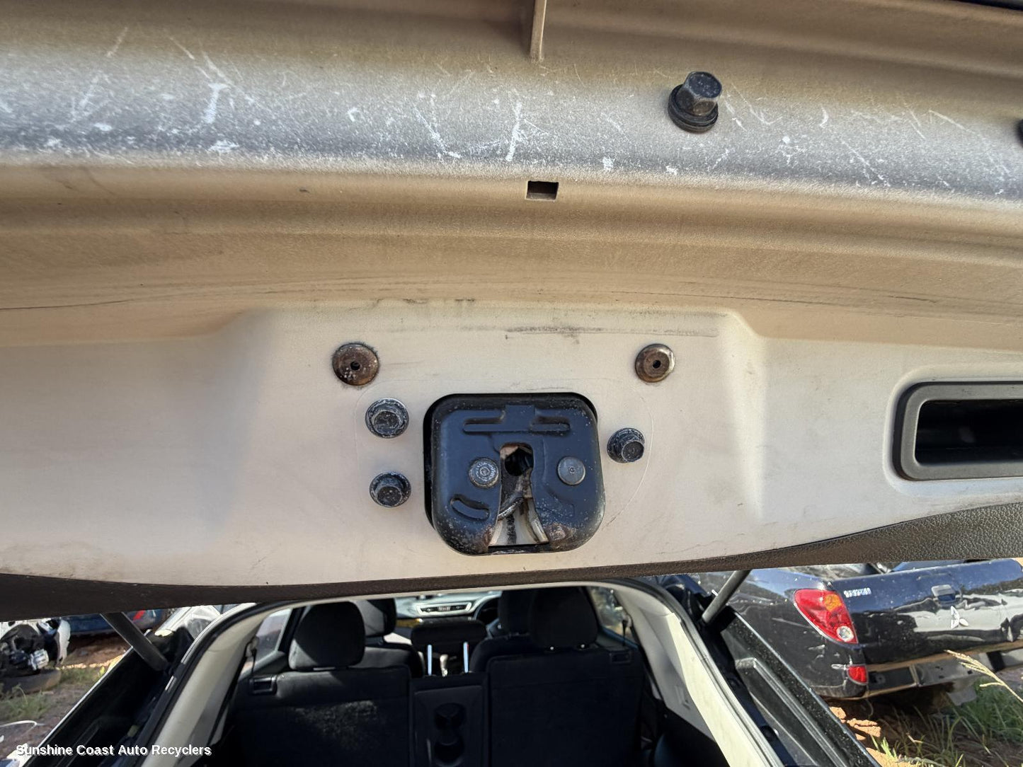2014 Nissan Xtrail Door Boot Gate Lock