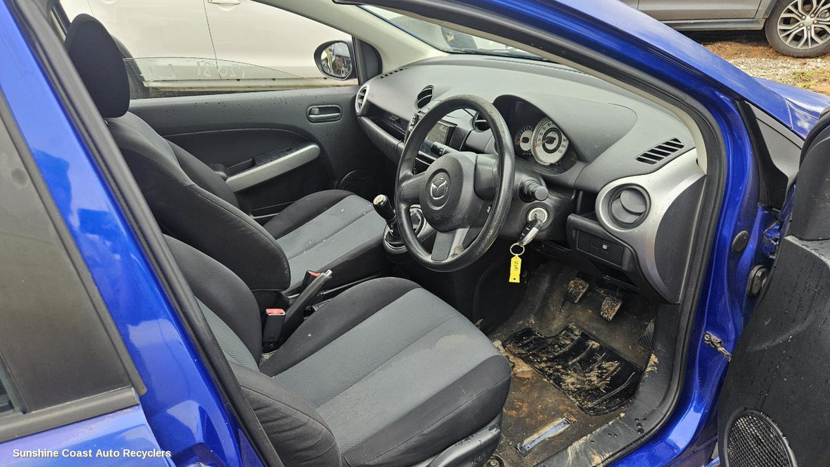 2007-2014 Mazda 2 Ignition W  Key