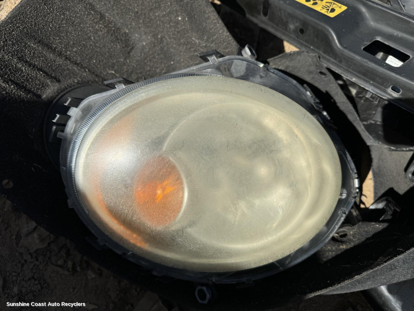 2009 Mini Cooper Right Headlamp