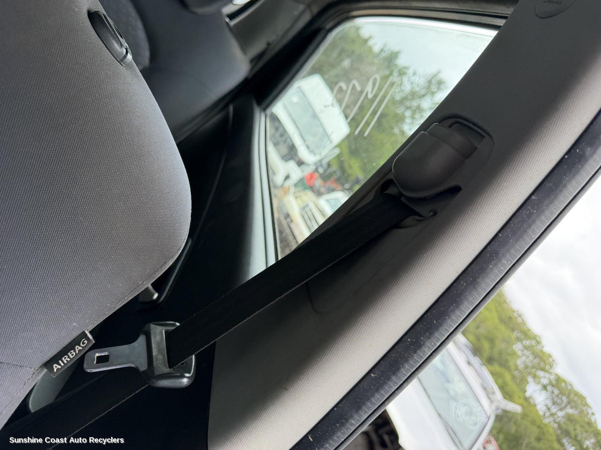 2011-2019 Ssangyong Korando Seatbelt Stalk