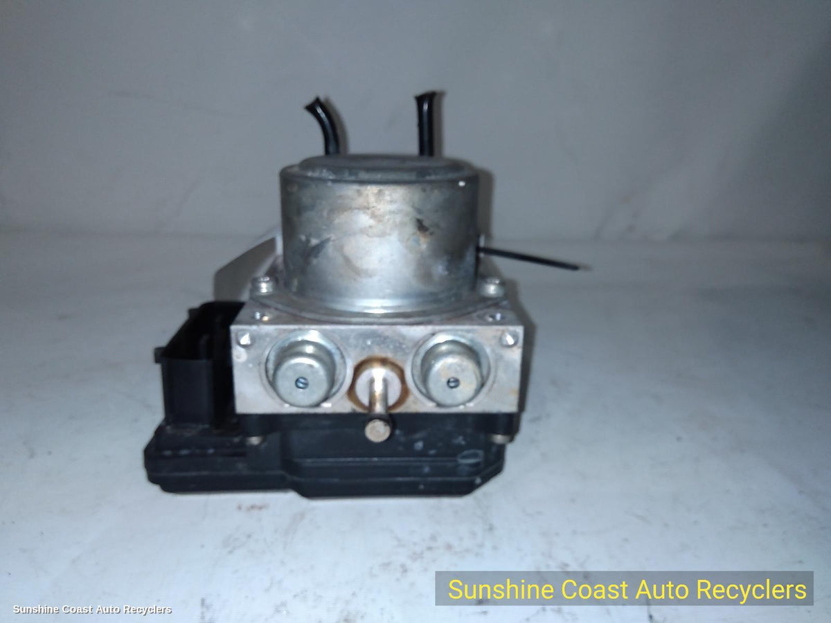 2010-2013 Nissan Xtrail Abs Pump Modulator