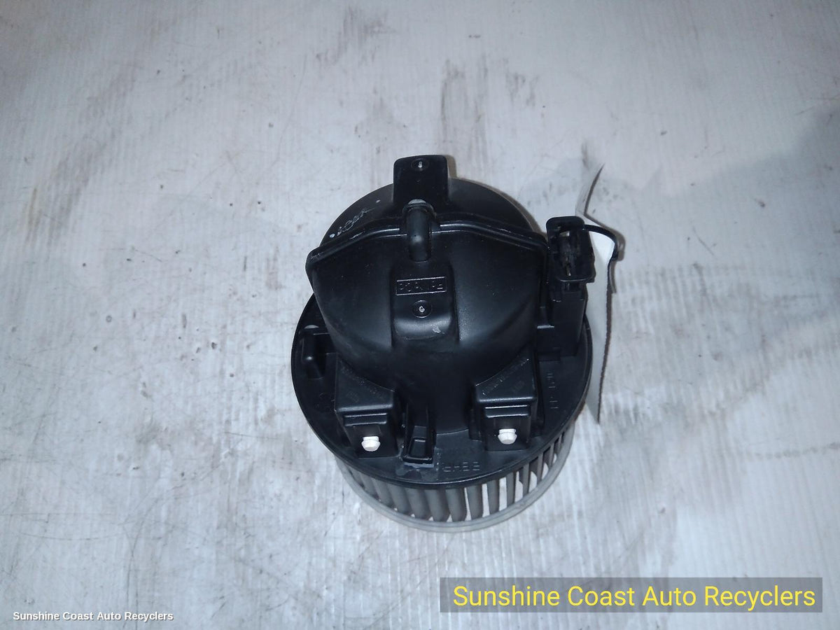 2007-2014 Land Rover Freelander Heater Fan Motor