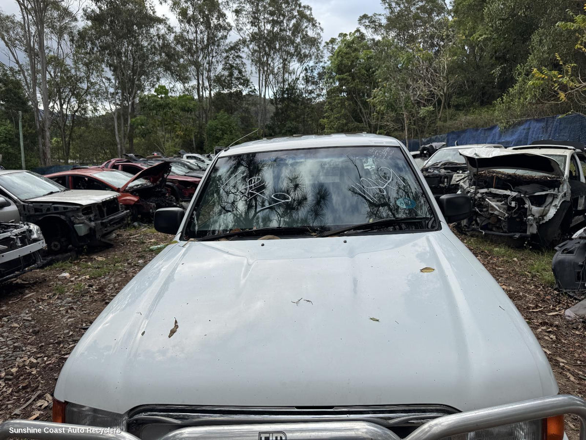 1999-2002 Ford Courier Bonnet