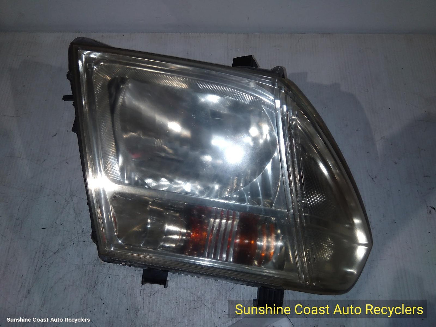 2012 Nissan Navara Right Headlamp