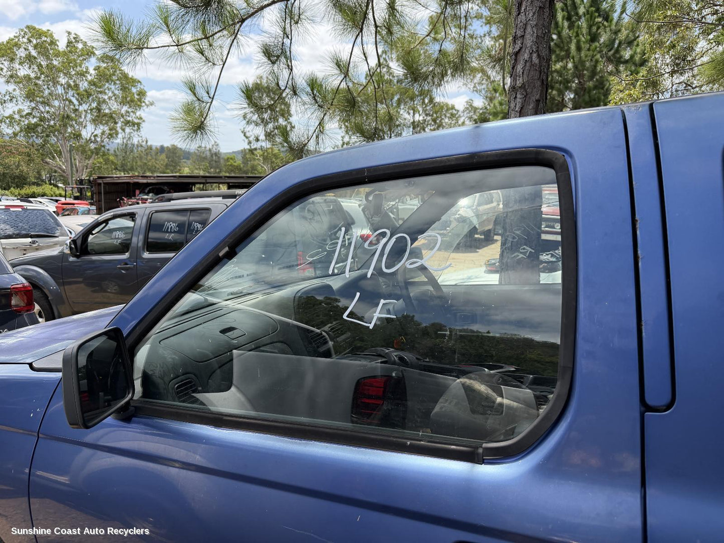 2001 Nissan Navara Left Front Door Window