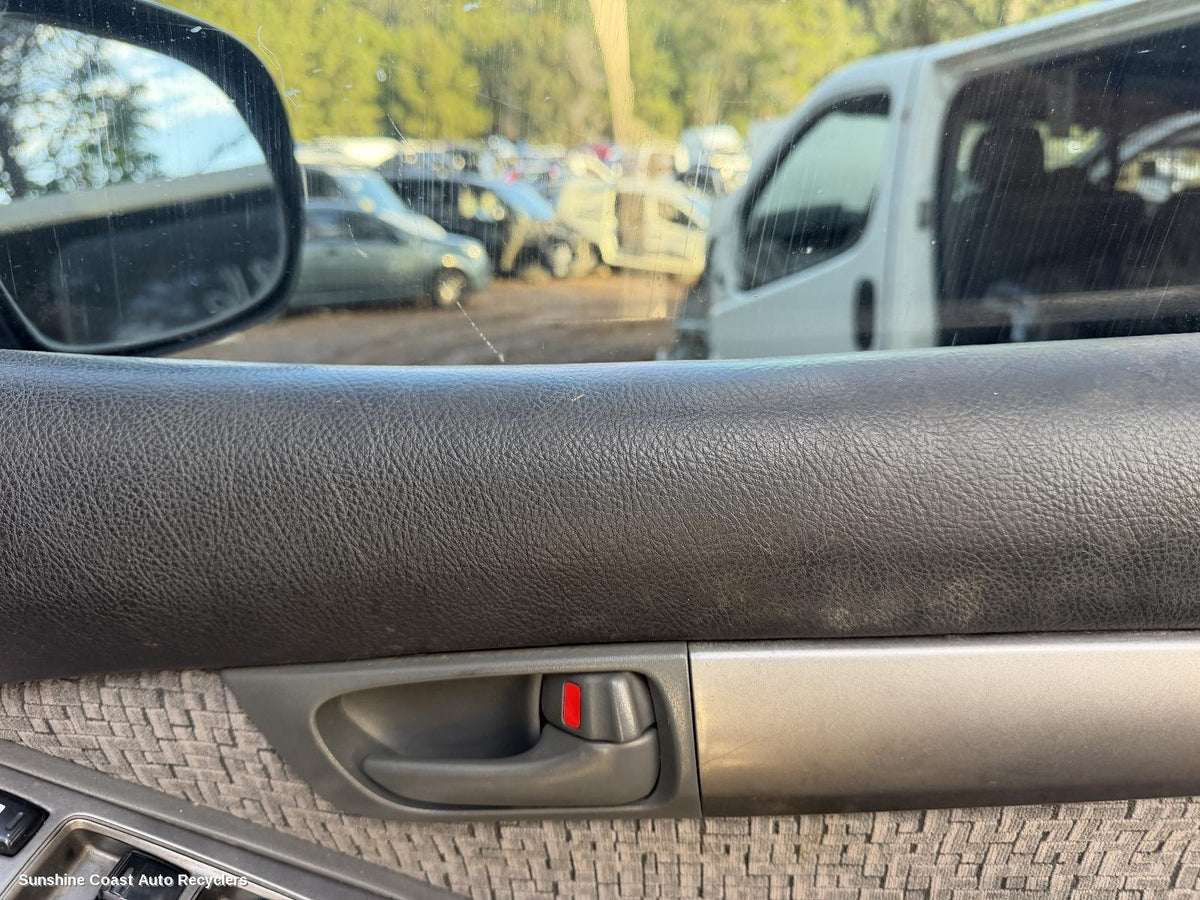 2003-2009 Toyota Prado Door Handle
