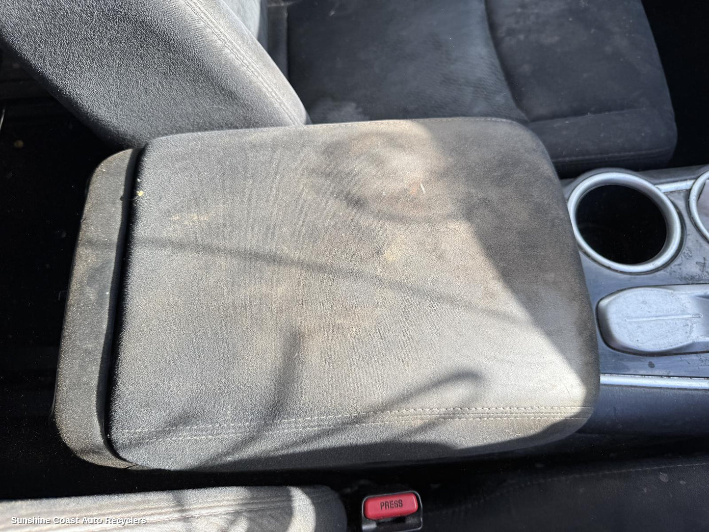 2013-2016 Nissan Pathfinder Console