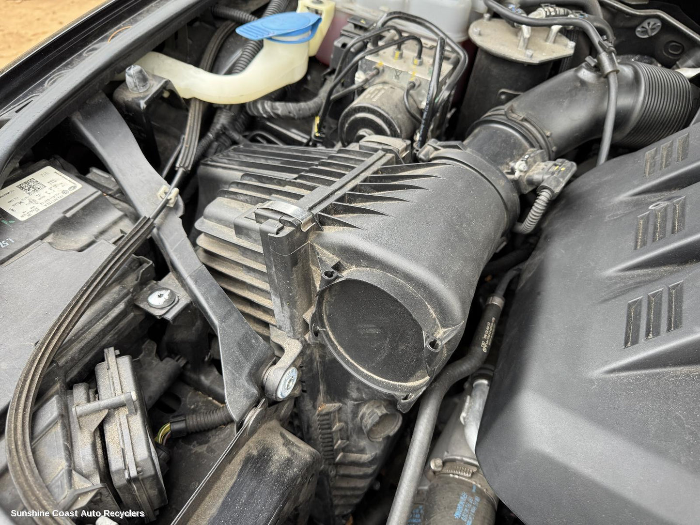 2016 Volkswagen Touareg Air Cleaner Box