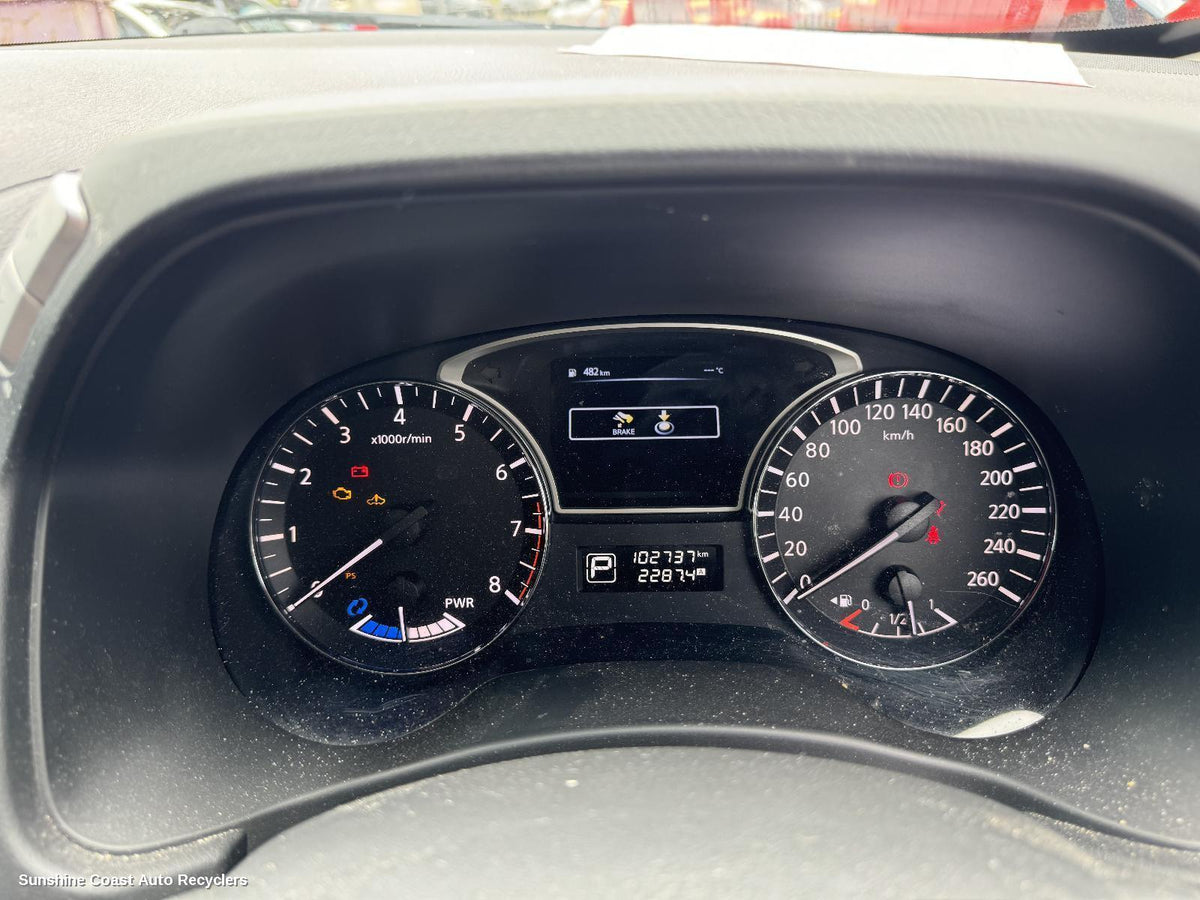 2014-2016 Nissan Pathfinder Instrument Cluster