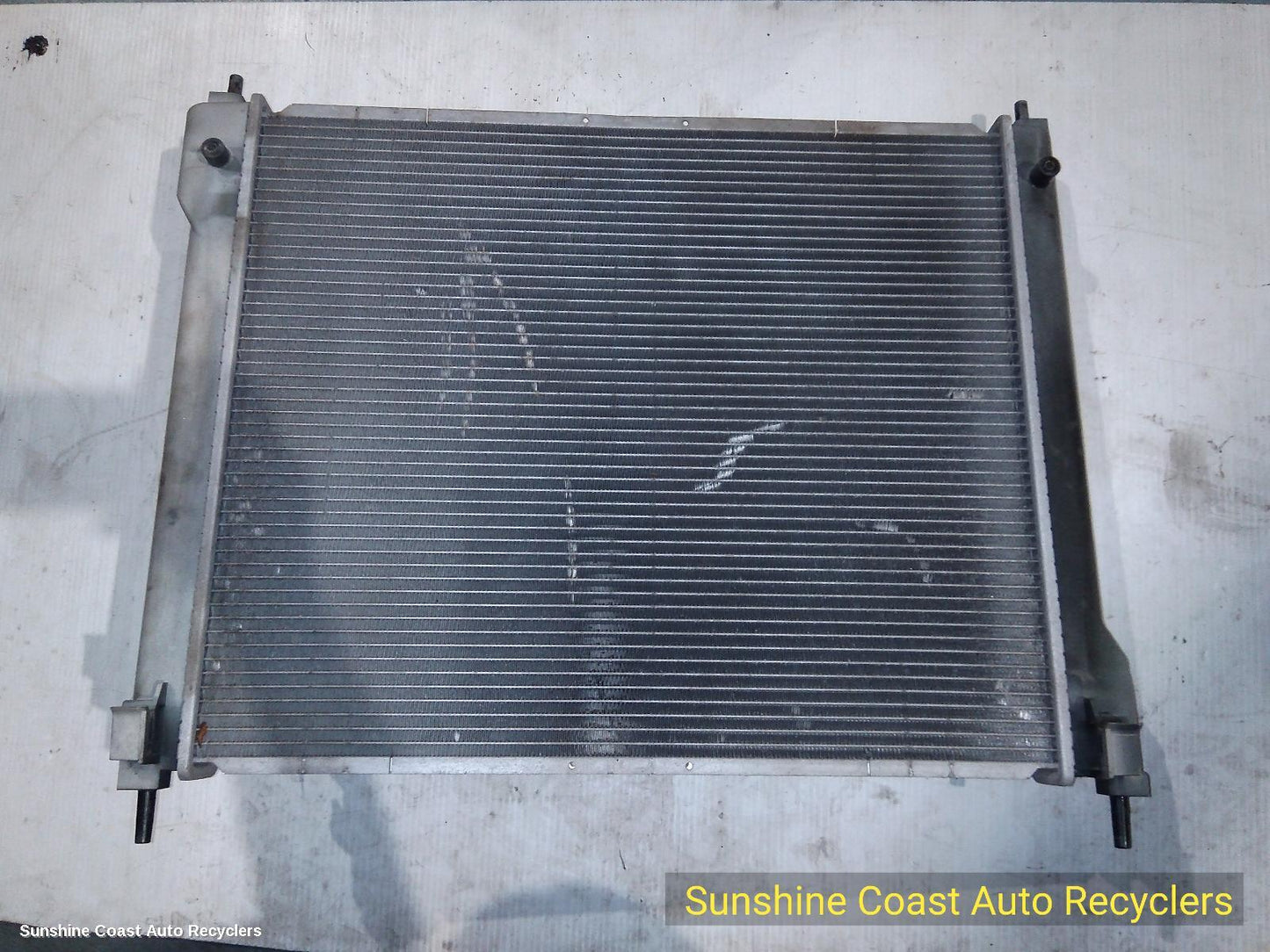 2013 Nissan Pulsar Radiator