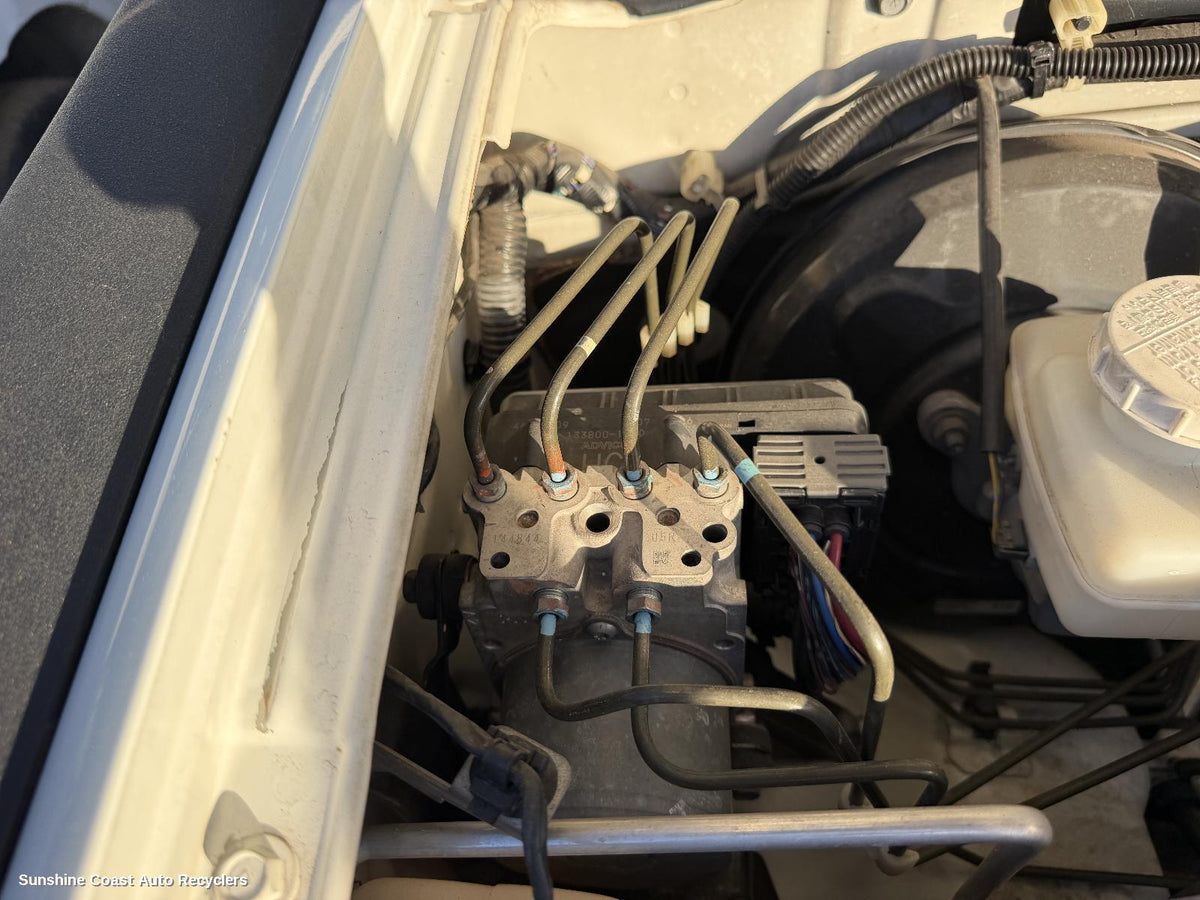 2009-2015 Mitsubishi Triton Abs Pump Modulator