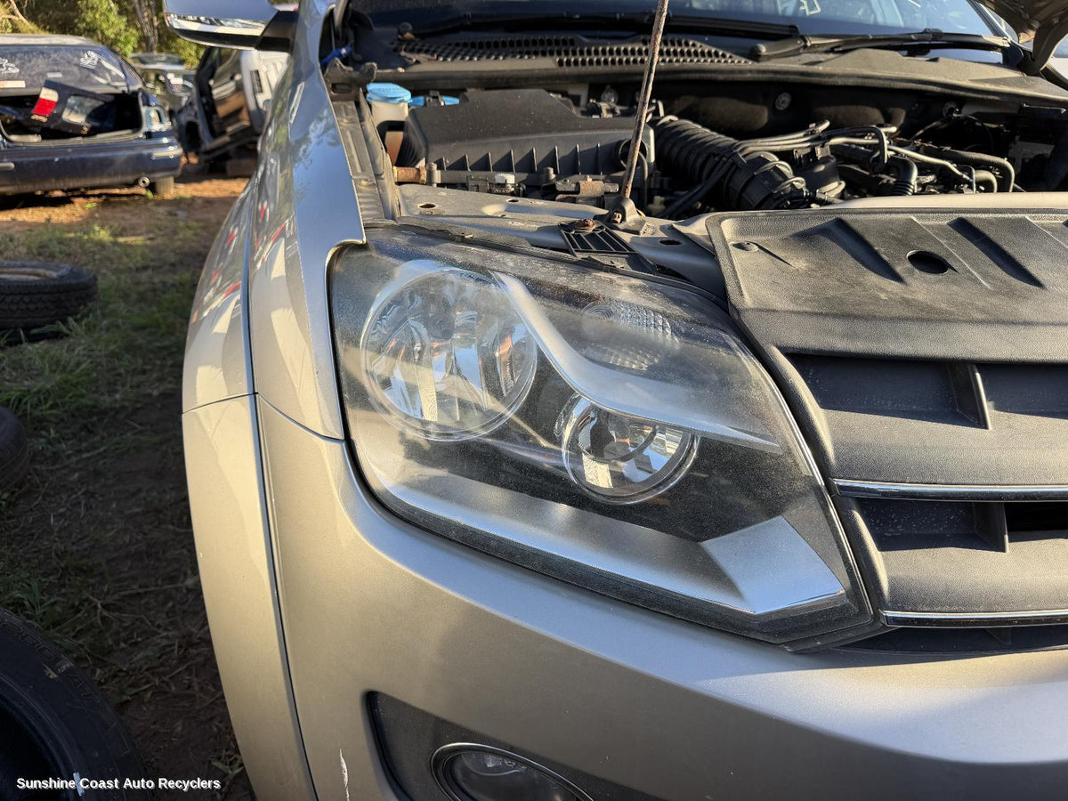 2010-2022 Volkswagen Amarok Right Headlamp