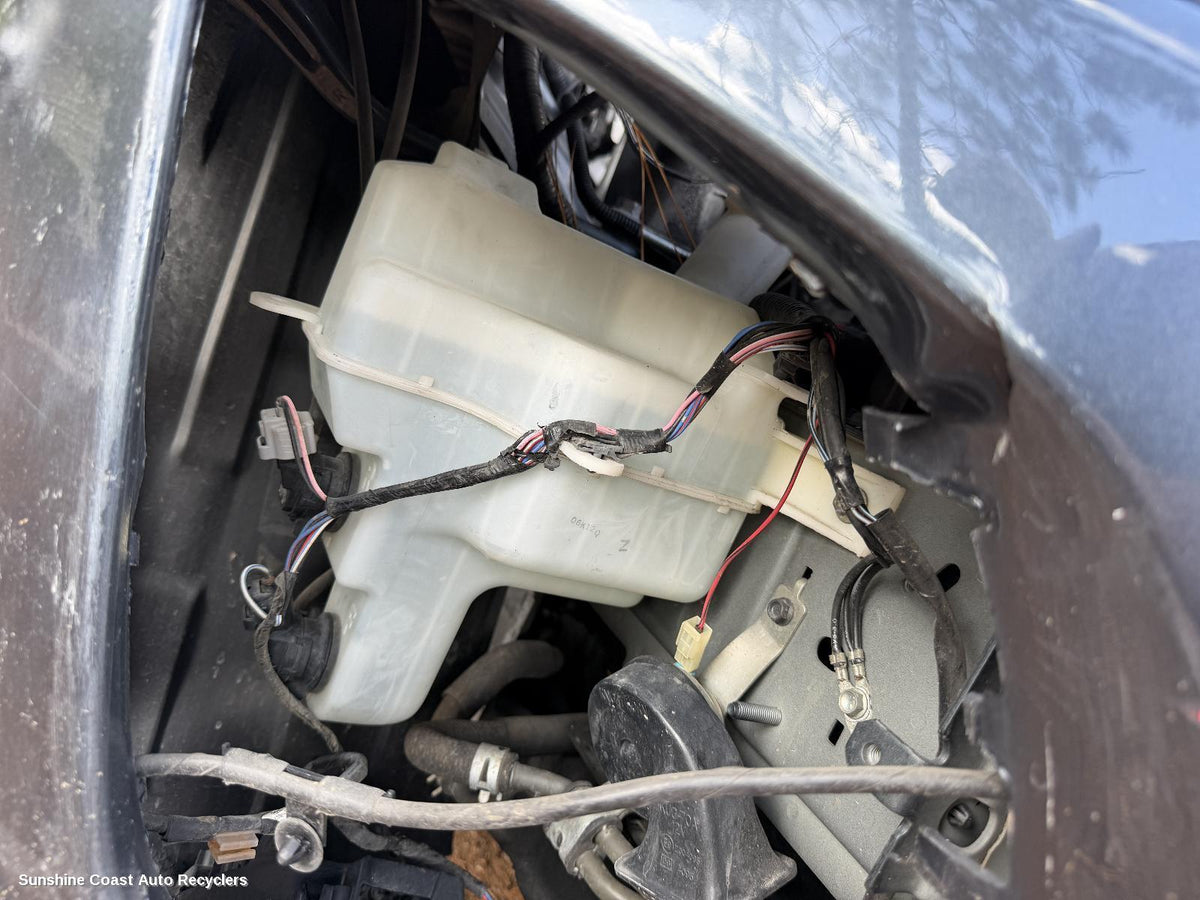 2006-2012 Mazda Cx7 Washer Bottle