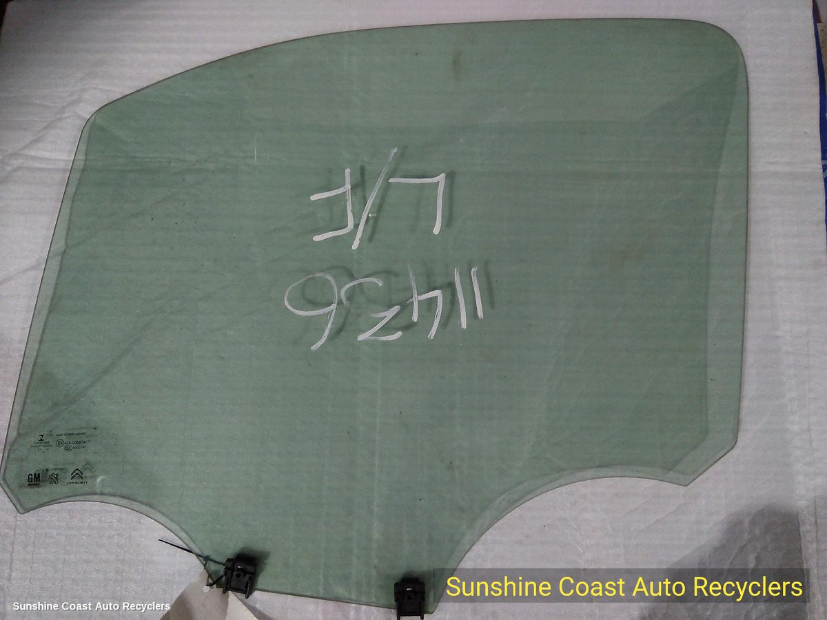 2019-2026 Peugeot Partner Left Front Door Window