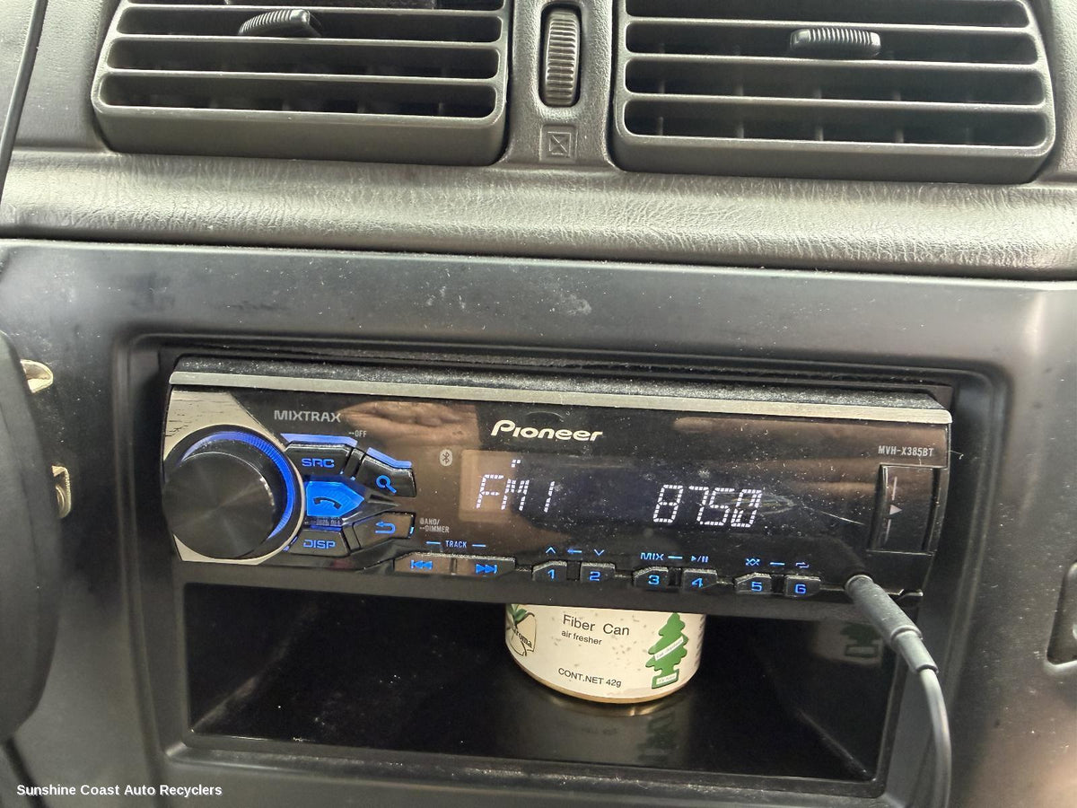 1997-2017 Nissan Patrol Radio Cd Dvd Sat Tv