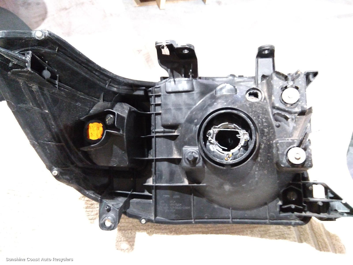 2015 Toyota Landcruiser Left Headlamp
