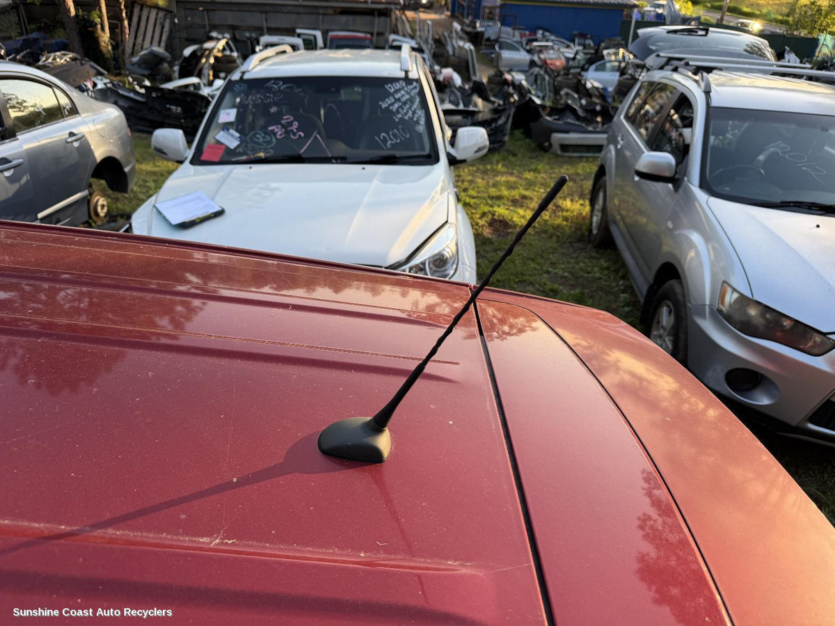 2017-2020 Holden Equinox Antenna